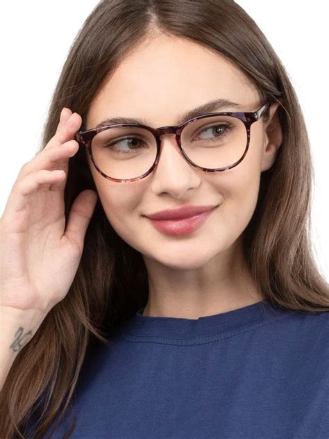 burberry glasses on face